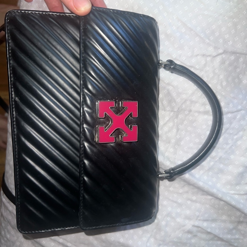 Off-white jitney hand bag , good condition